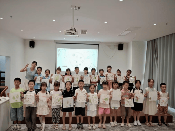 宜宾图情7月刊｜宜宾市公共图书馆全民阅读热点资讯