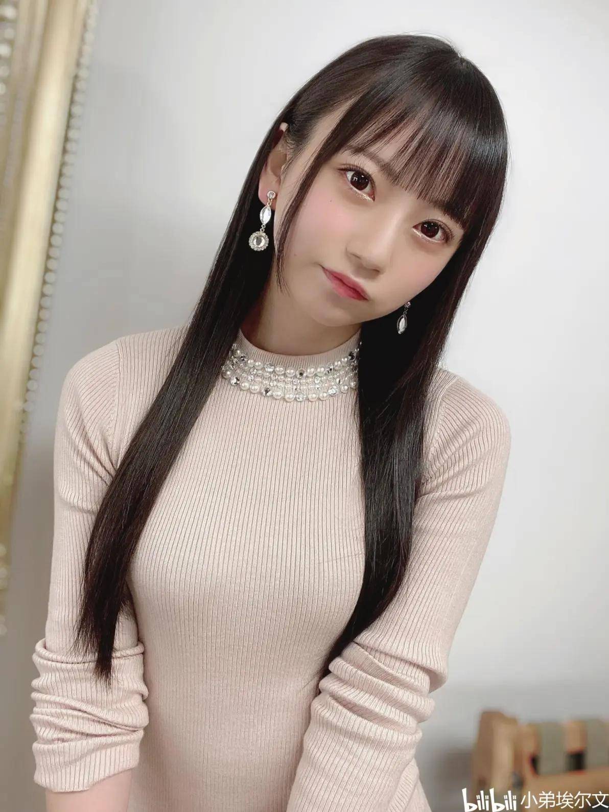 高桥圣子，藤浦惠，凉森玲梦时尚动态